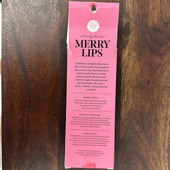WOOLZIES 3-Pc. Set Merry Lips Ultra Moisturizing Natural Lip Masks Flavored NIB - Picture 4 of 4
